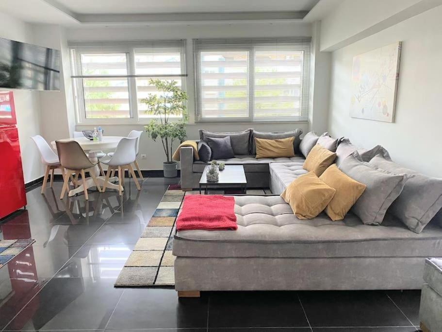 New Amazinglarge Luxury 4Br Suite/1Min Toacropolis 아테네 외부 사진