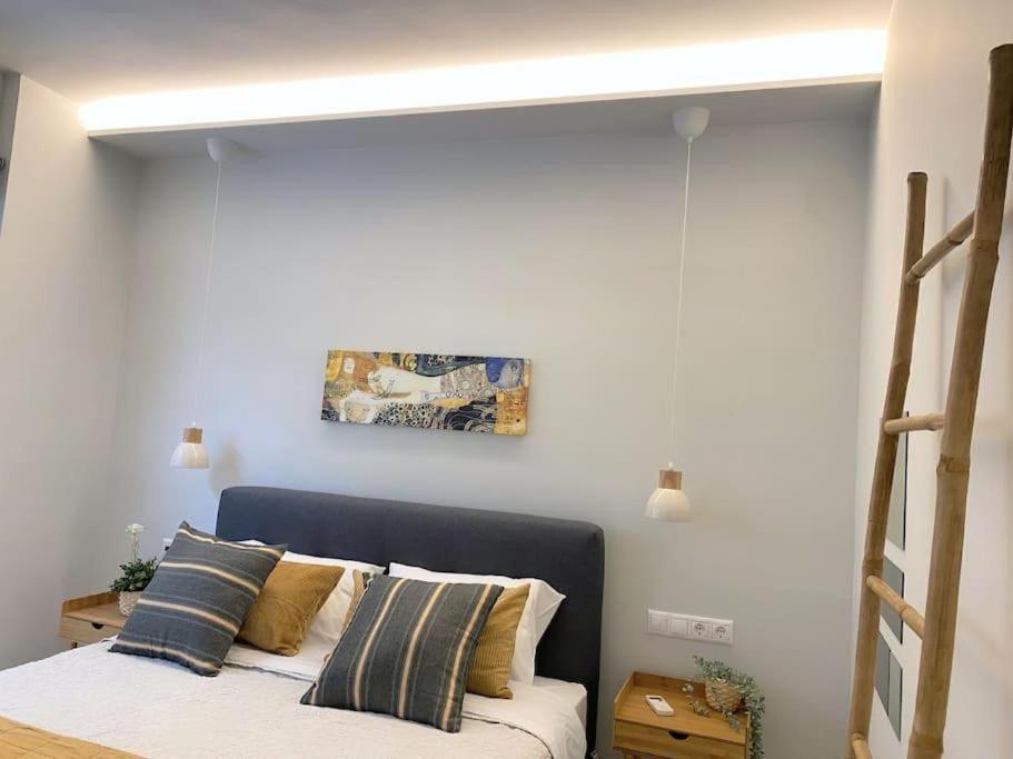 New Amazinglarge Luxury 4Br Suite/1Min Toacropolis 아테네 외부 사진