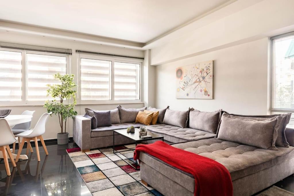 New Amazinglarge Luxury 4Br Suite/1Min Toacropolis 아테네 외부 사진